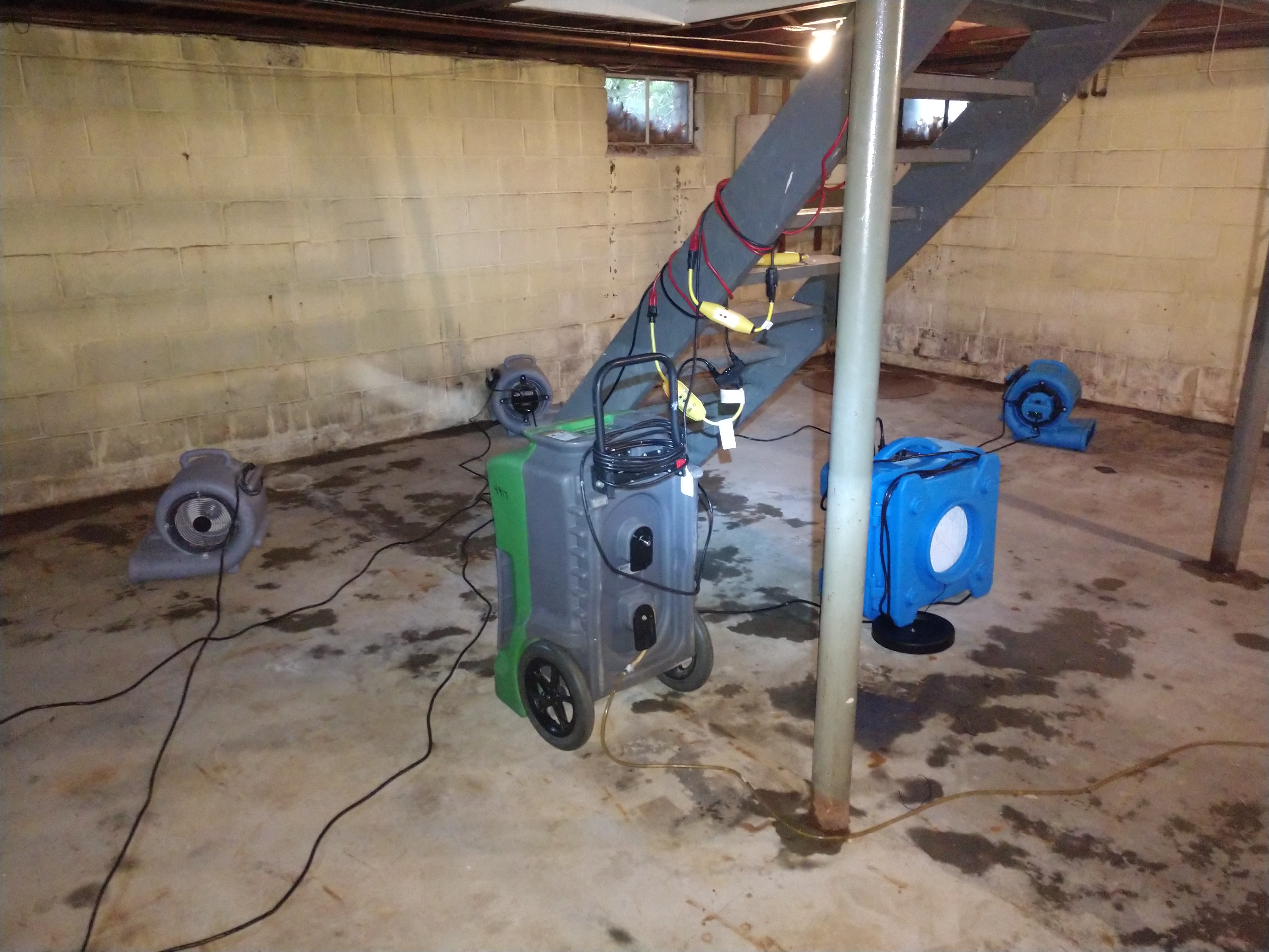 professional water damage restoration equipment